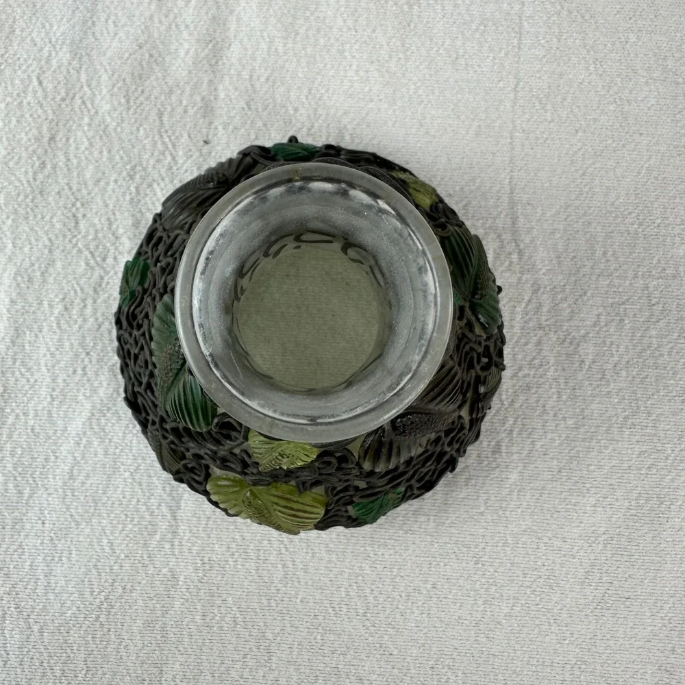Vintage Art Glass Vase Metal Filigree‎ Overlay Leaf Design Studio Decor